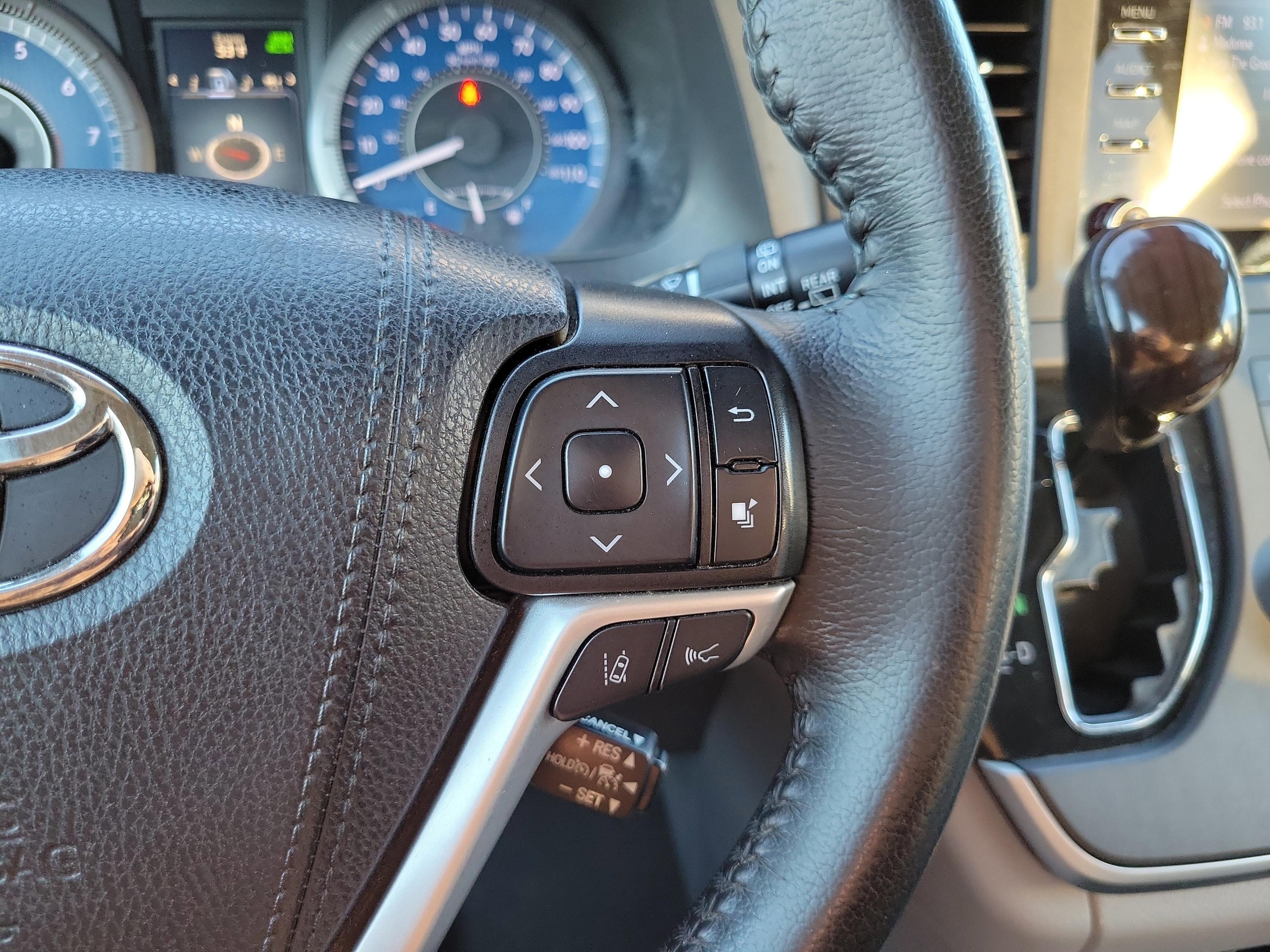 Toyota Sienna Xle Fwd - Thumbnail 17