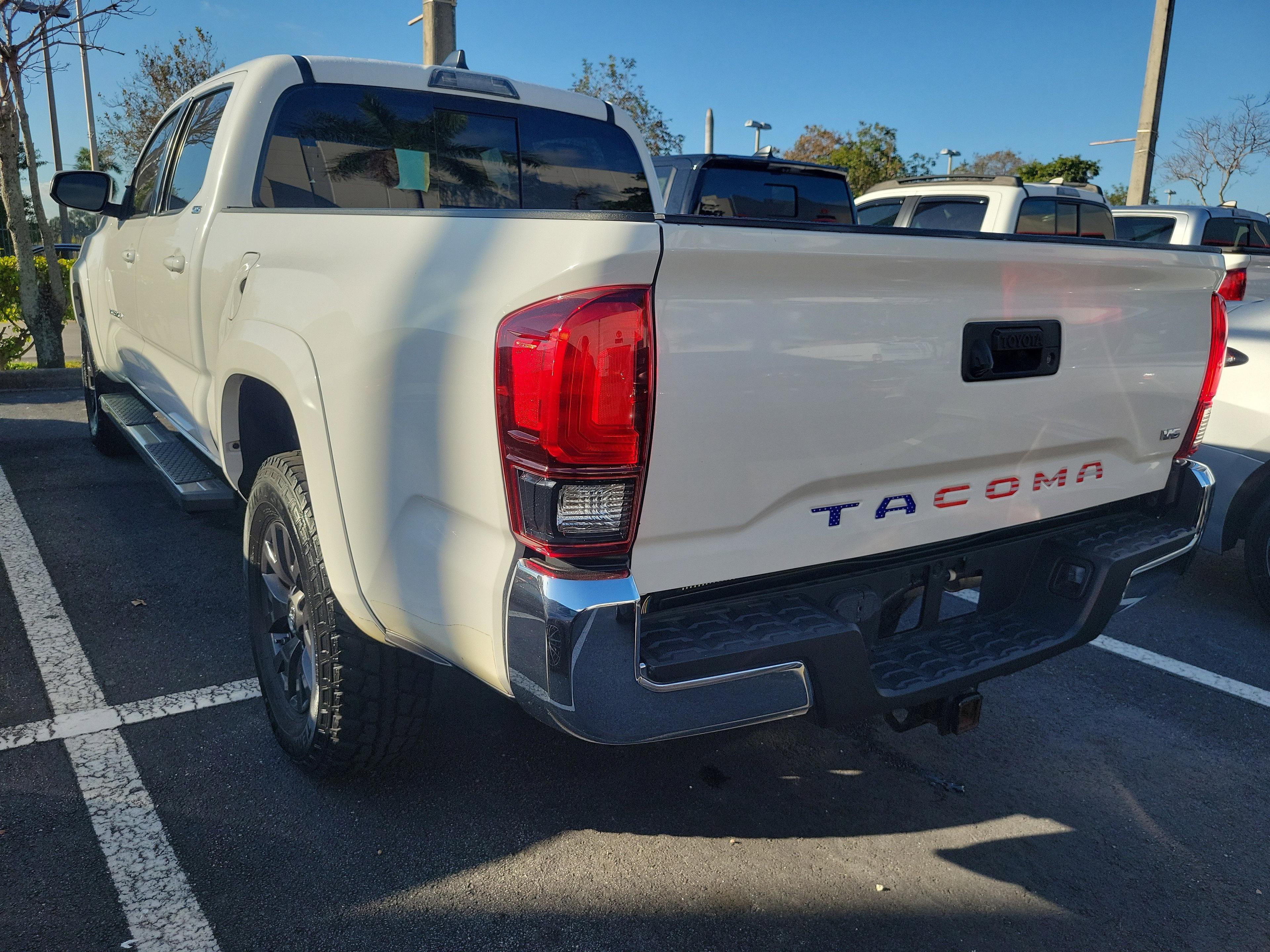 Toyota Tacoma 2Wd Sr5 Rwd Crew Cab - Thumbnail 7