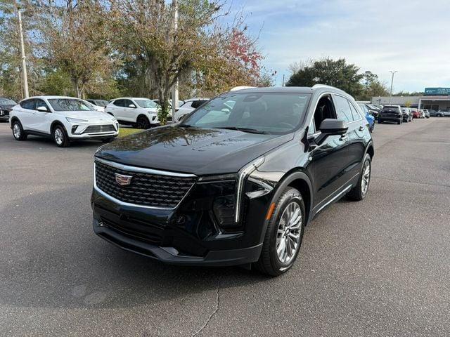 Cadillac XT4 FWD 4dr Premium Luxury - View 1
