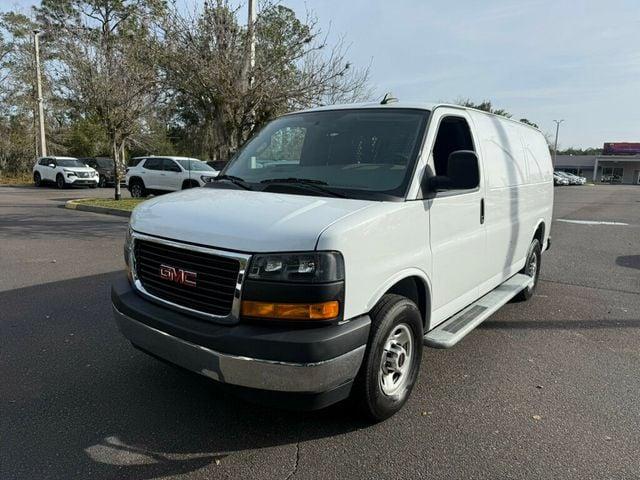 GMC Savana Cargo Van RWD 2500 135" - View 1