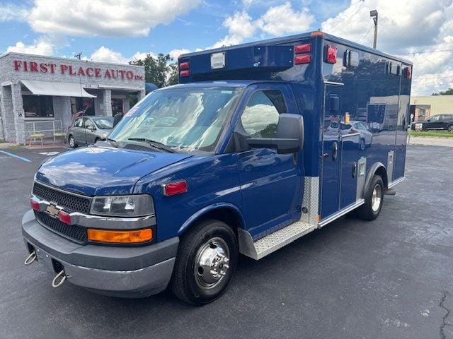 CHEVROLET 3500 AMBULANCE - View 1