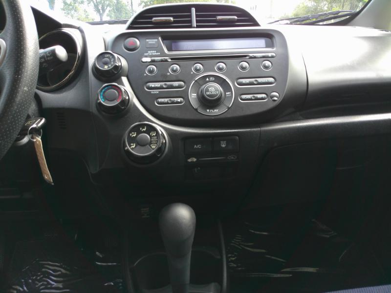 Honda Fitsport 5-Speed At - Thumbnail 15