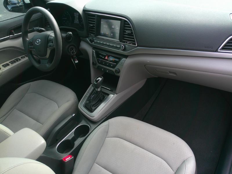 Hyundai Elantrase 4D Sedan - Thumbnail 18