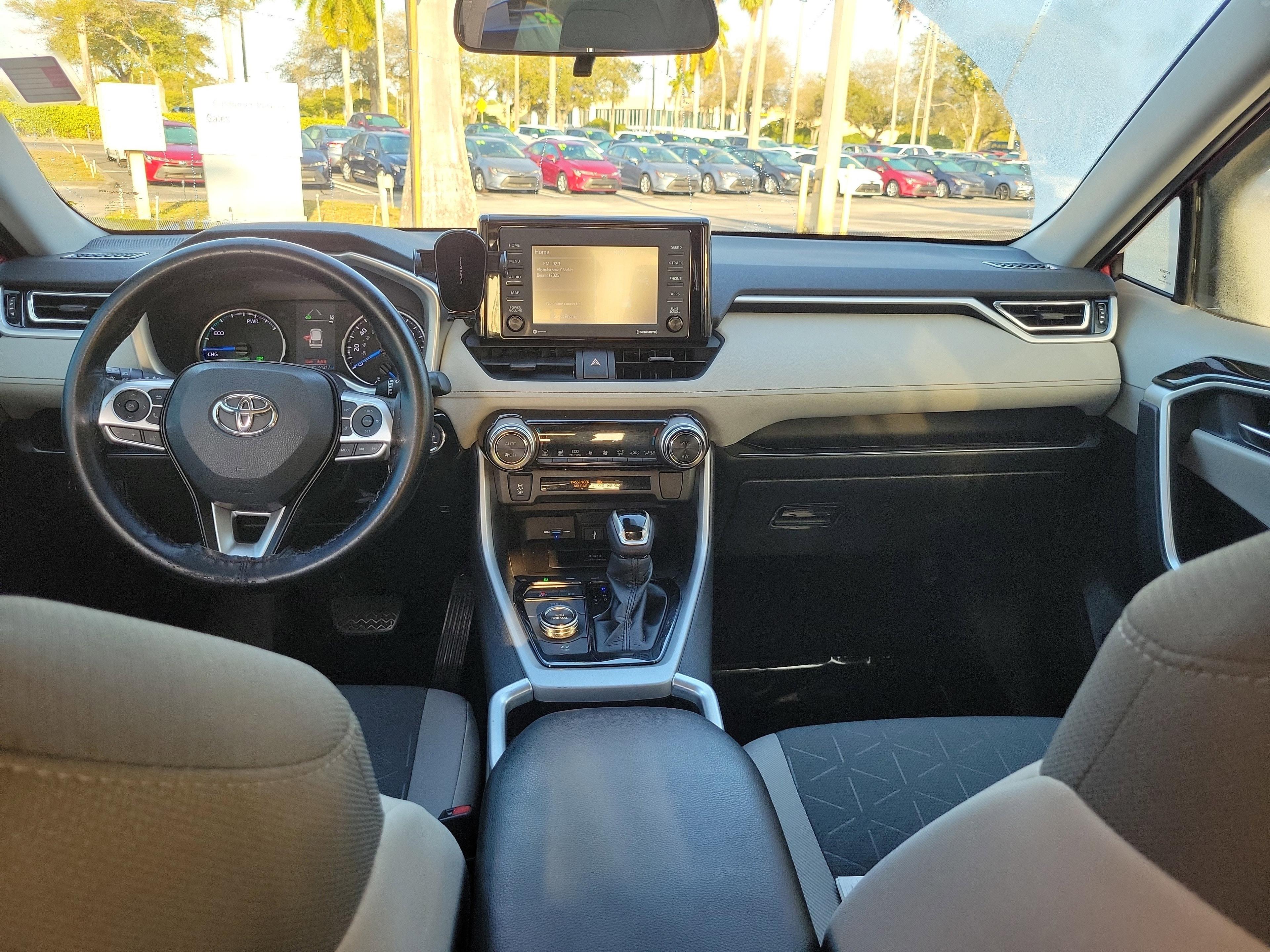 Toyota Rav4 Hybrid Xle Awd - Thumbnail 12