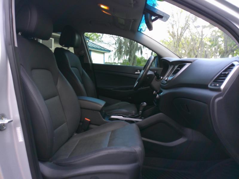 Hyundai Tucsonse Plus - Thumbnail 18