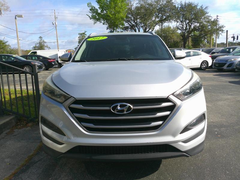 Hyundai Tucsonse Plus - Thumbnail 3