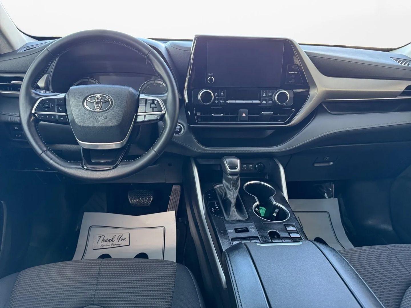 Toyota Highlander Le Sport Utility 4D - Thumbnail 16