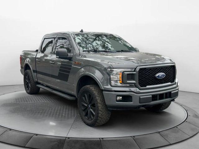 Ram 1500 Classic Crew Cab Big Horn Pickup 4D 5 1/2 Ft - Thumbnail 9