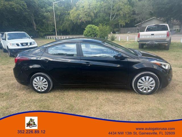 Hyundai ELANTRA - Thumbnail 2