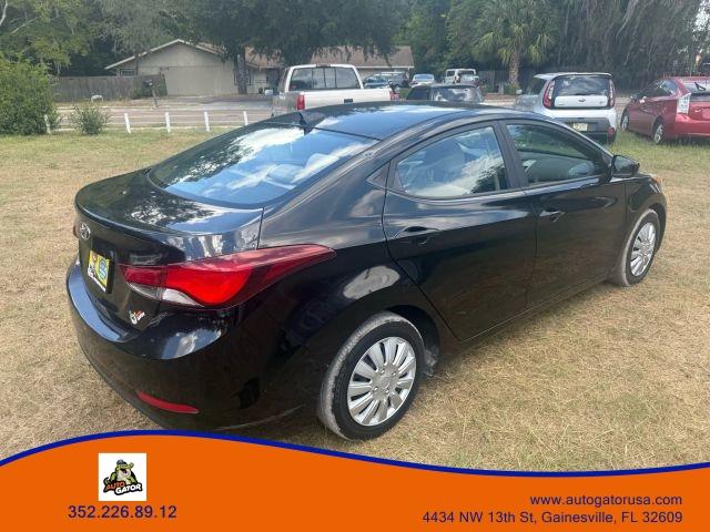 Hyundai ELANTRA - Thumbnail 3