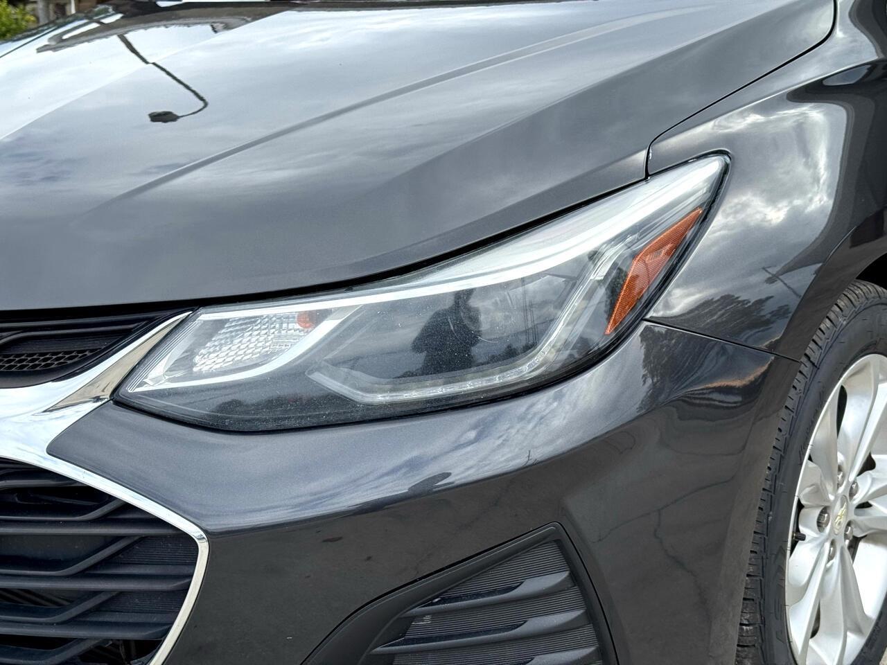 Chevrolet Cruzelt Hatchback - Thumbnail 8