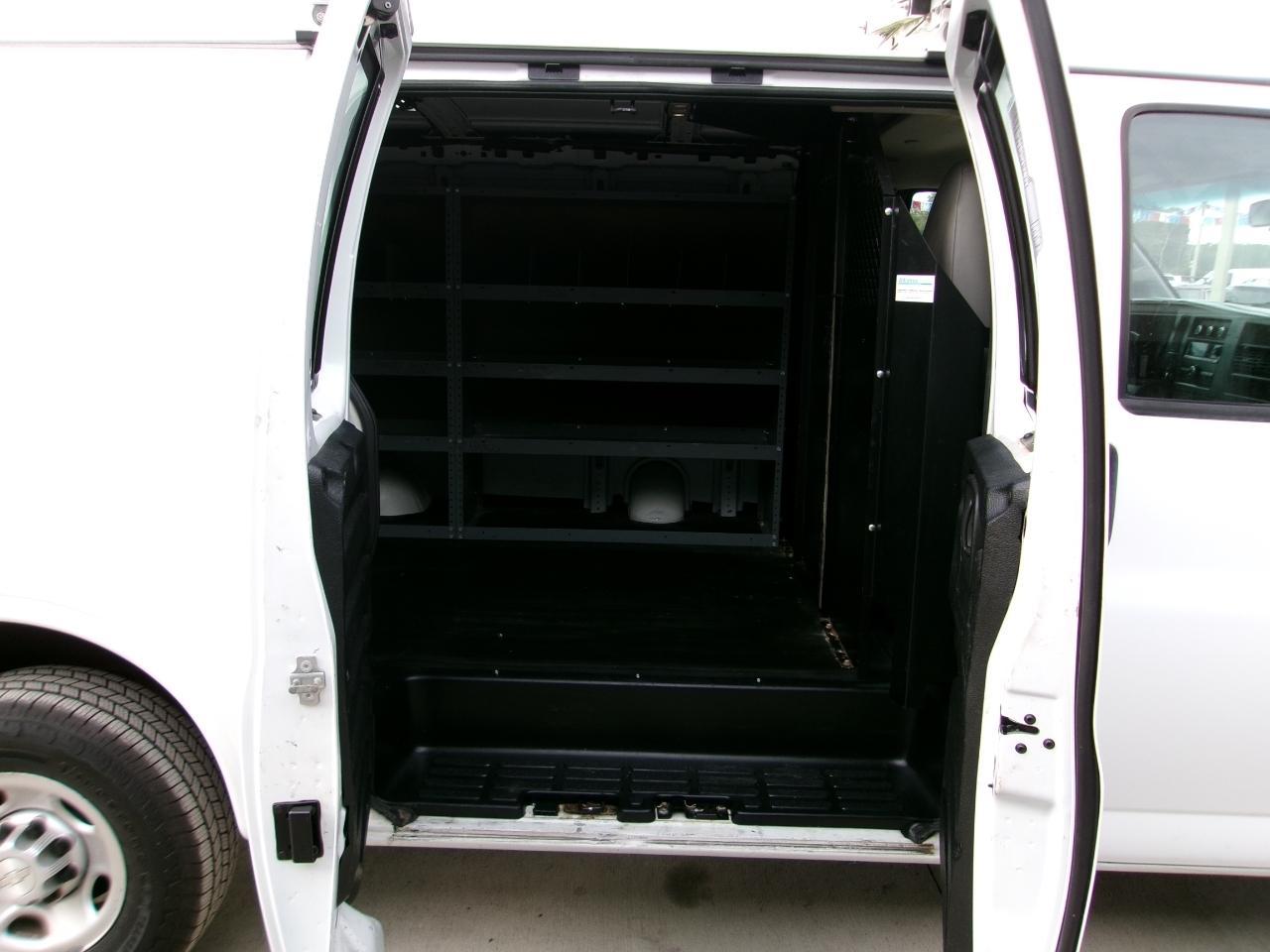 Chevrolet Express2500 Cargo - Thumbnail 15