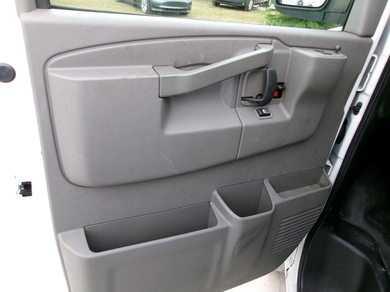 Chevrolet Express2500 Cargo - Thumbnail 10