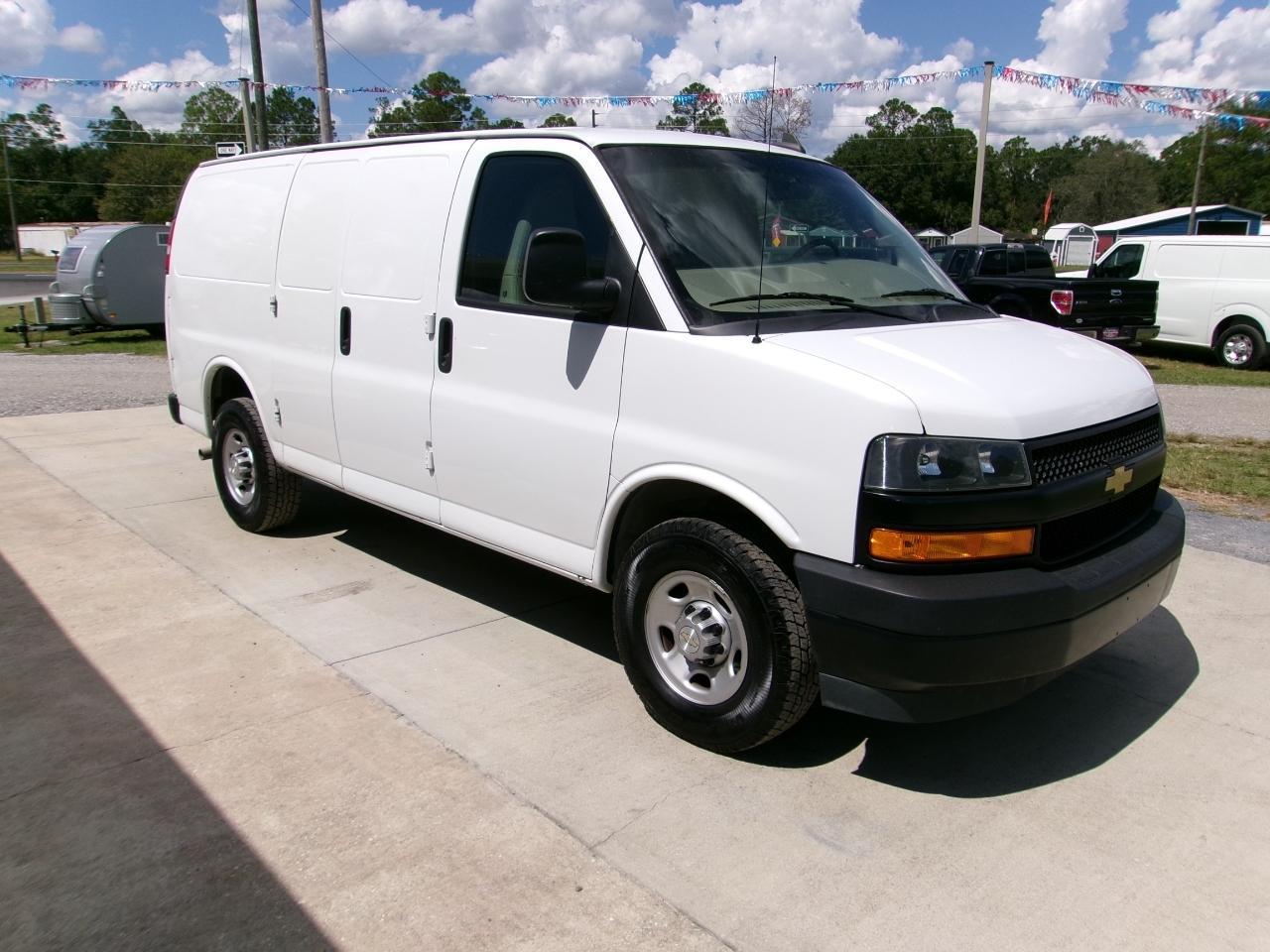 Chevrolet Express2500 Cargo - Thumbnail 3