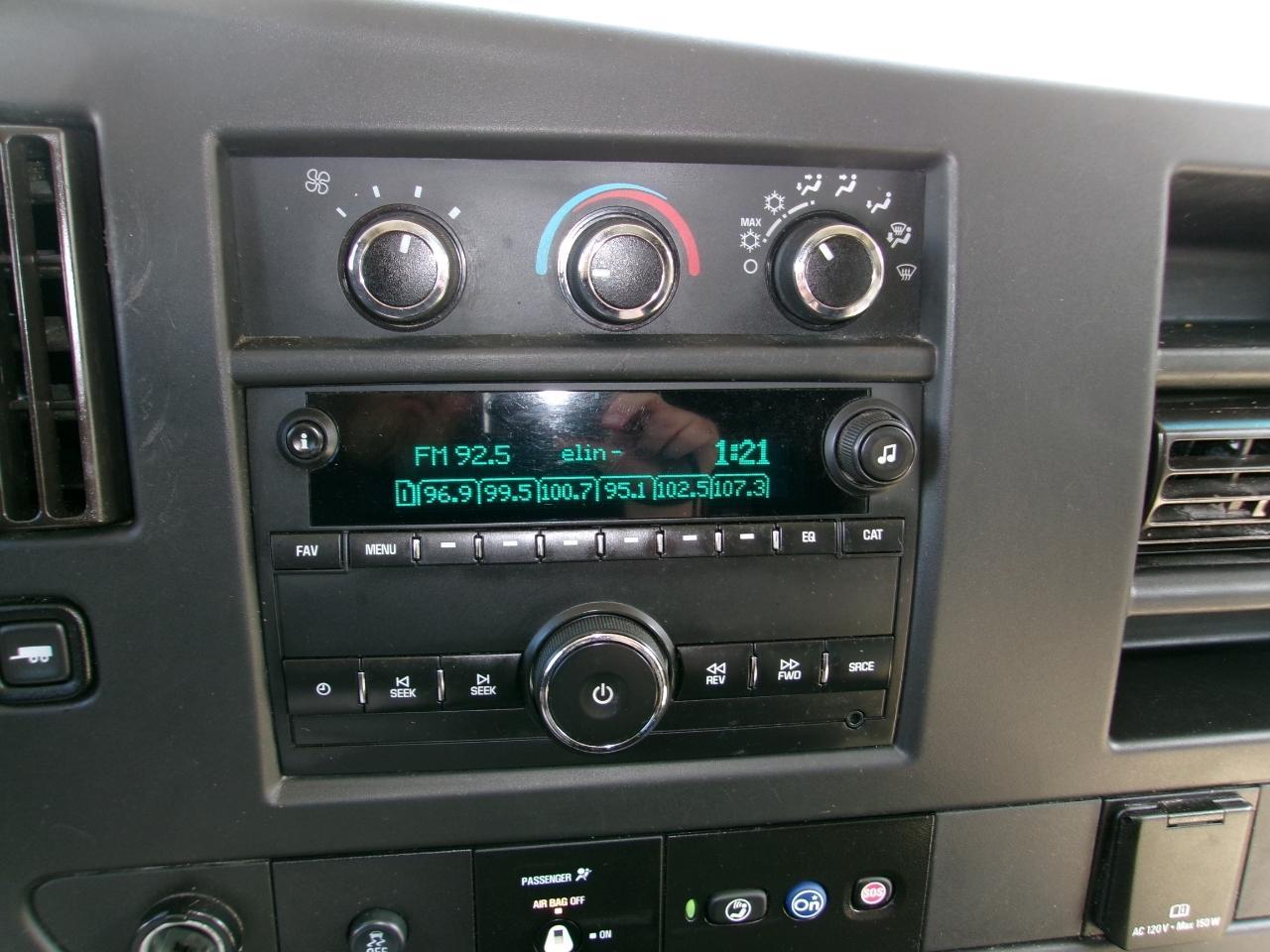 Chevrolet Express2500 Cargo - Thumbnail 19