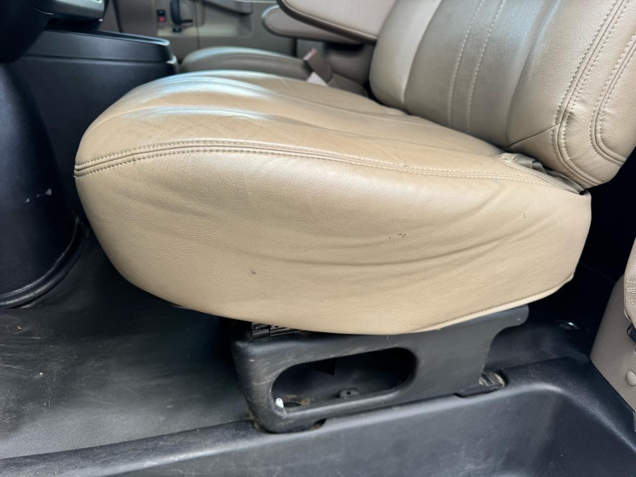 Chevrolet Express2500 Cargo - Thumbnail 17