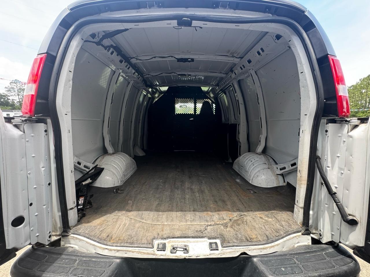 Chevrolet Express2500 Cargo - Thumbnail 11