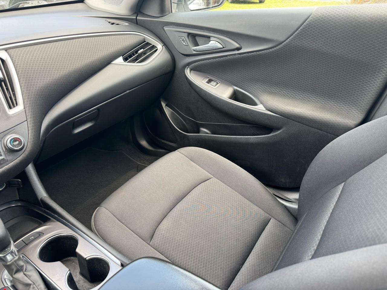 Chevrolet Malibu1Fl - Thumbnail 16