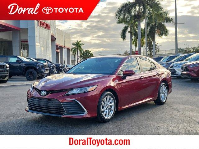 Toyota Camry Le Fwd - View 1