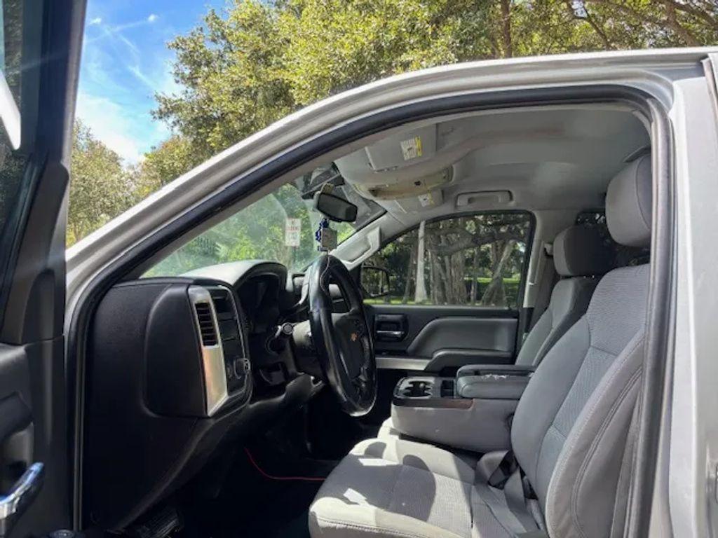 Chevrolet Silverado 1500 Double Cab - Thumbnail 12