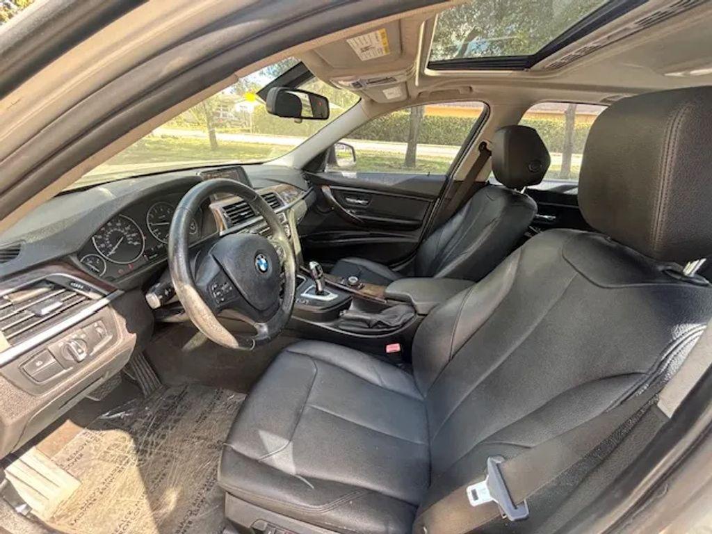 BMW 3 Series - Thumbnail 11