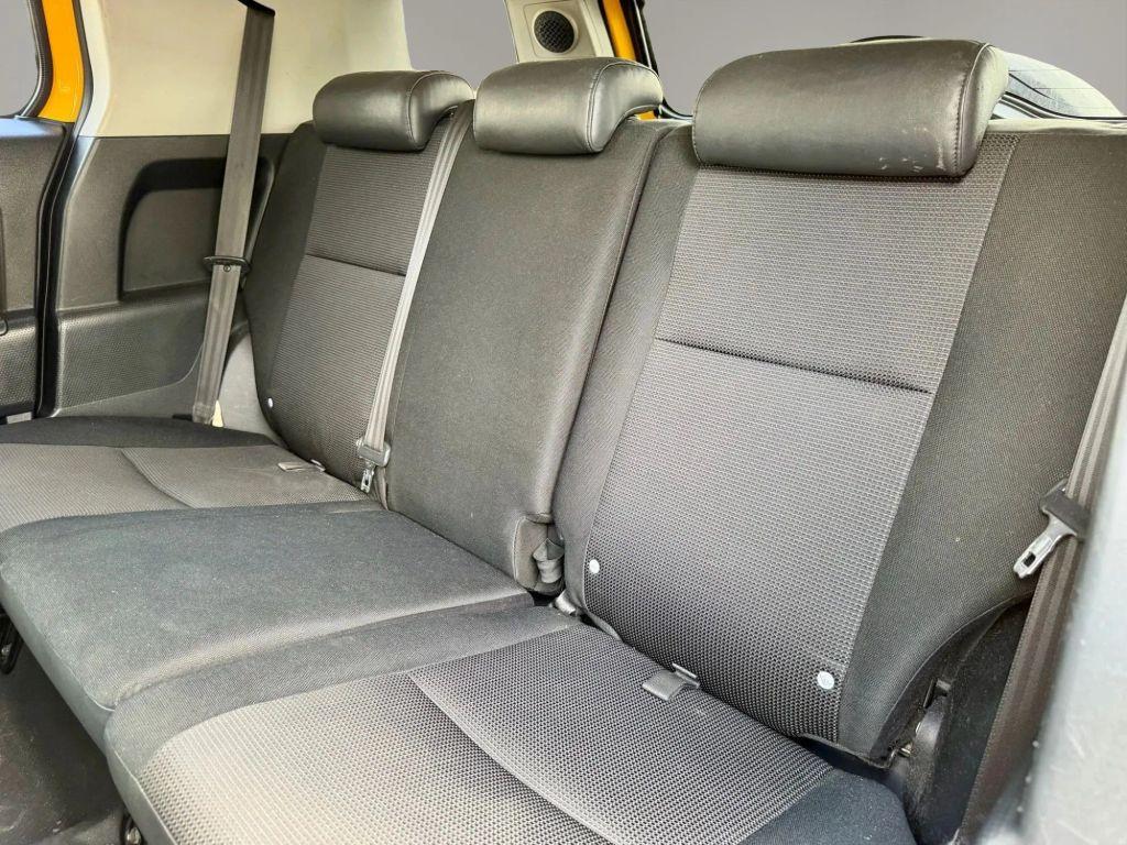 Toyota Fj Cruiser - Thumbnail 14