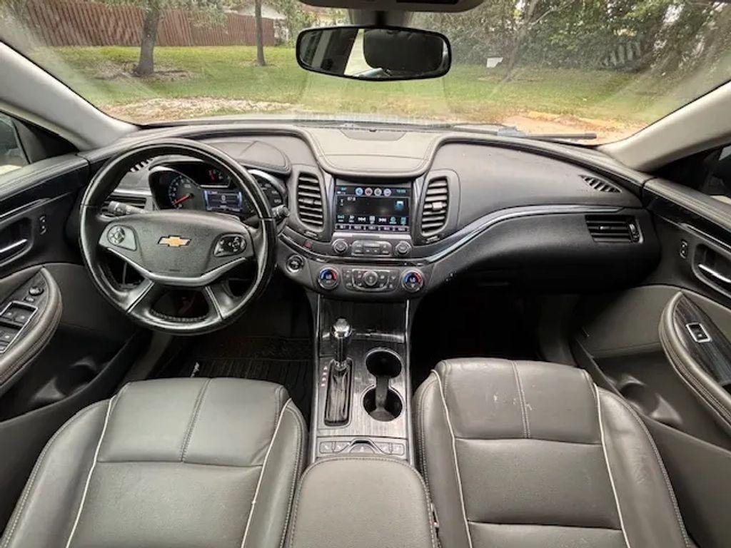 Chevrolet Impala - Thumbnail 19