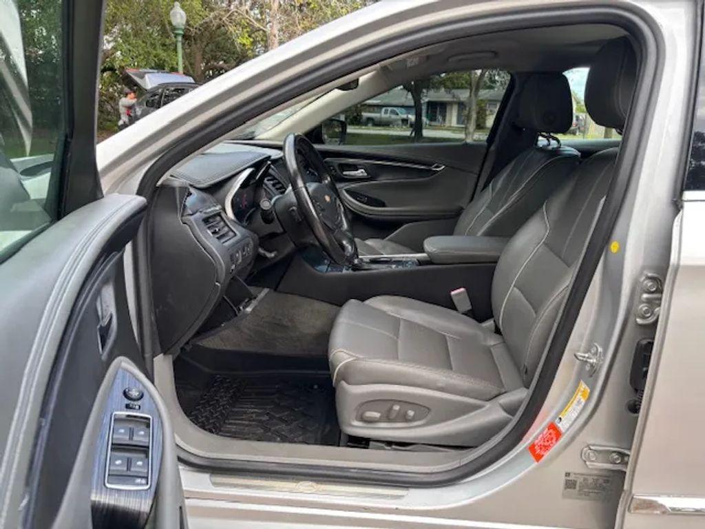 Chevrolet Impala - Thumbnail 15