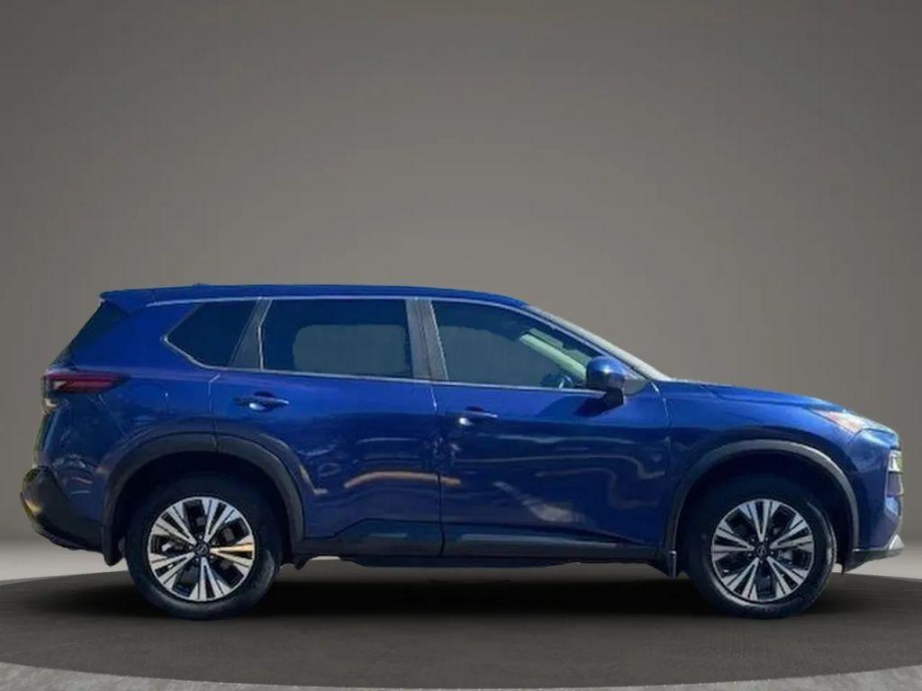 Nissan Rogue - Thumbnail 9