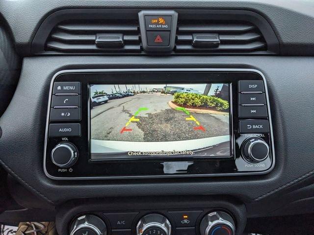 Nissan Versa S - Thumbnail 19