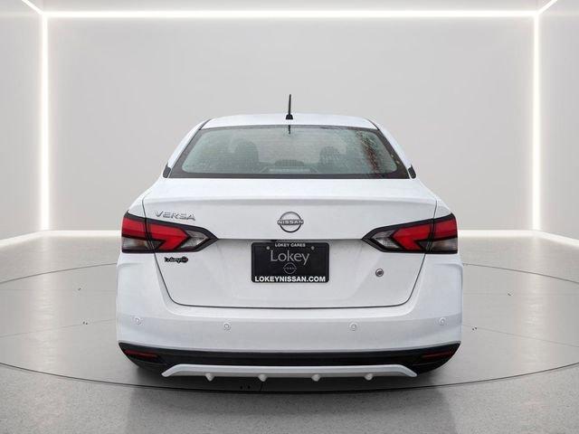 Nissan Versa S - Thumbnail 6