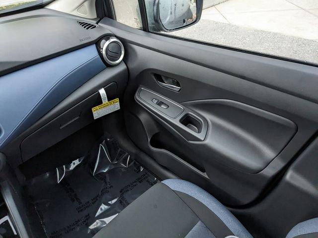 Nissan Versa Sv - Thumbnail 17