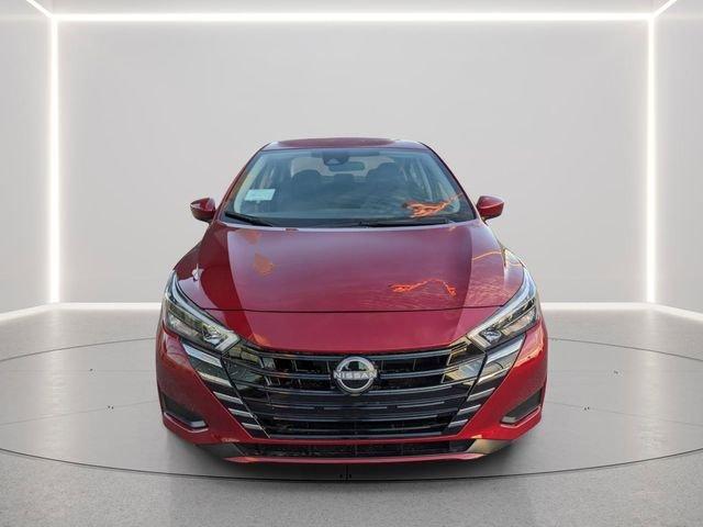 Nissan Versa Sv - Thumbnail 8