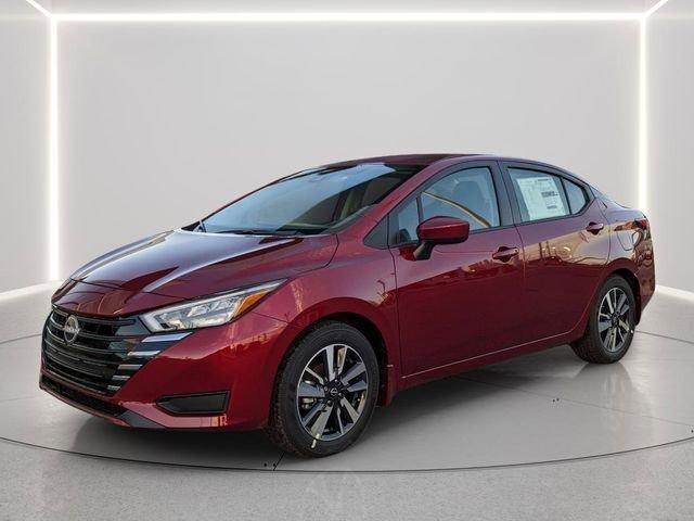 Nissan Versa Sv - Thumbnail 3