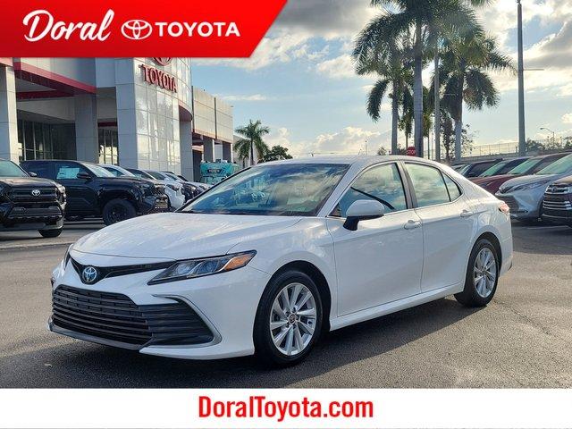 Toyota Camry Le Fwd - View 1