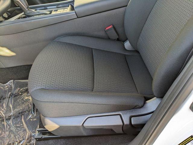 Nissan Sentra S - Thumbnail 15