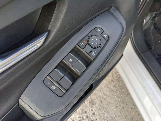 Nissan Sentra S - Thumbnail 17