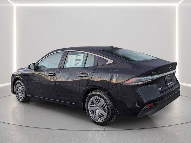 Nissan Sentra S - Thumbnail 4