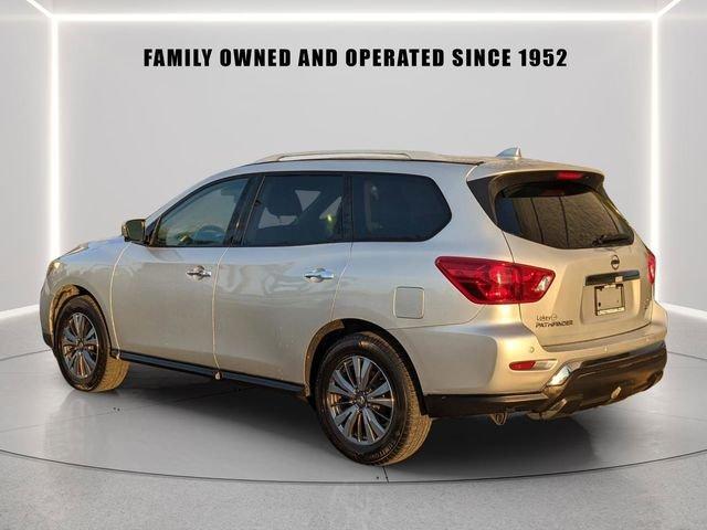 Nissan Pathfinder Sl - Thumbnail 4