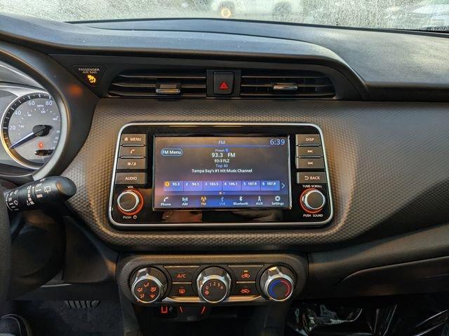 Nissan Kicks Play S - Thumbnail 19