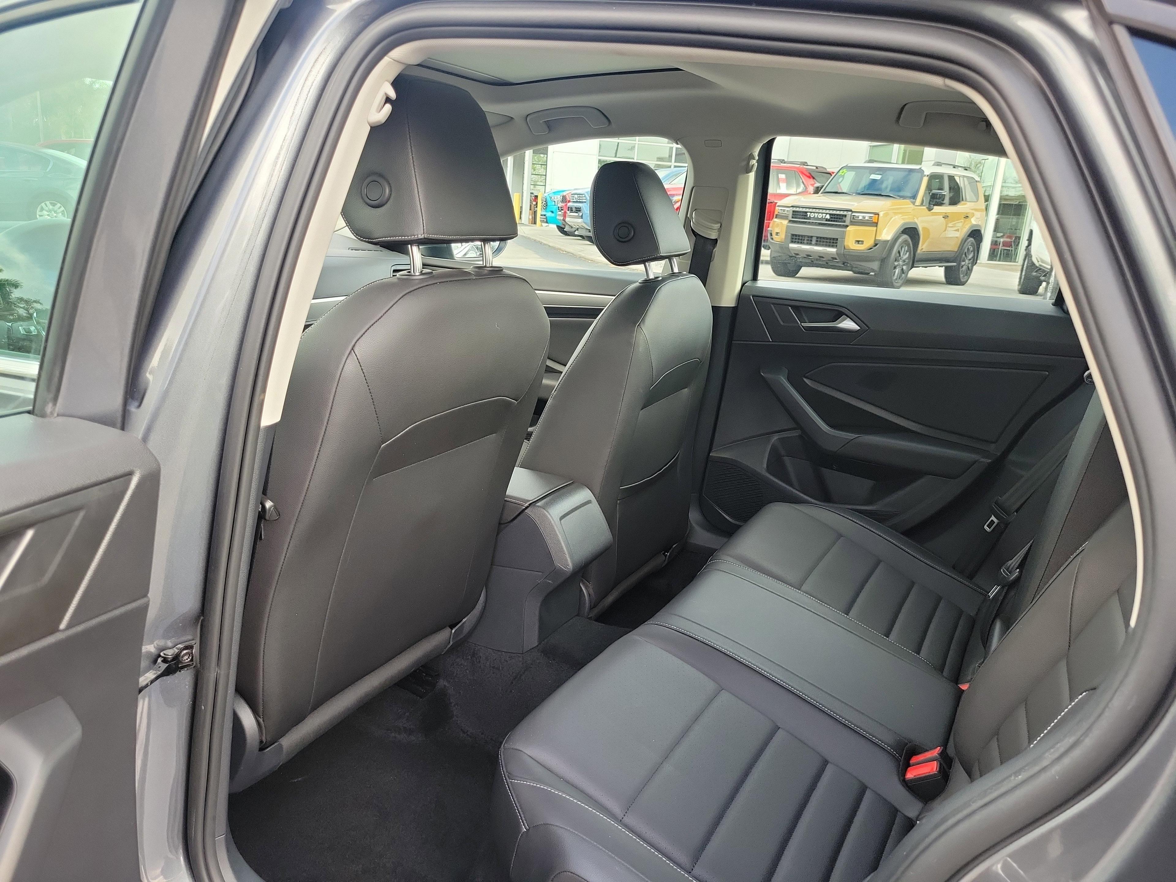 Volkswagen Jetta Se Fwd - Thumbnail 10