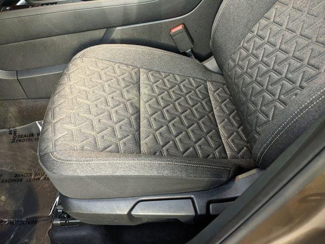 Nissan Kicks Sv - Thumbnail 15