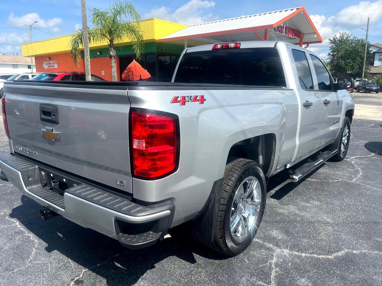 Chevrolet Silverado 1500 Ld4Wd Double Cab Custom - Thumbnail 9