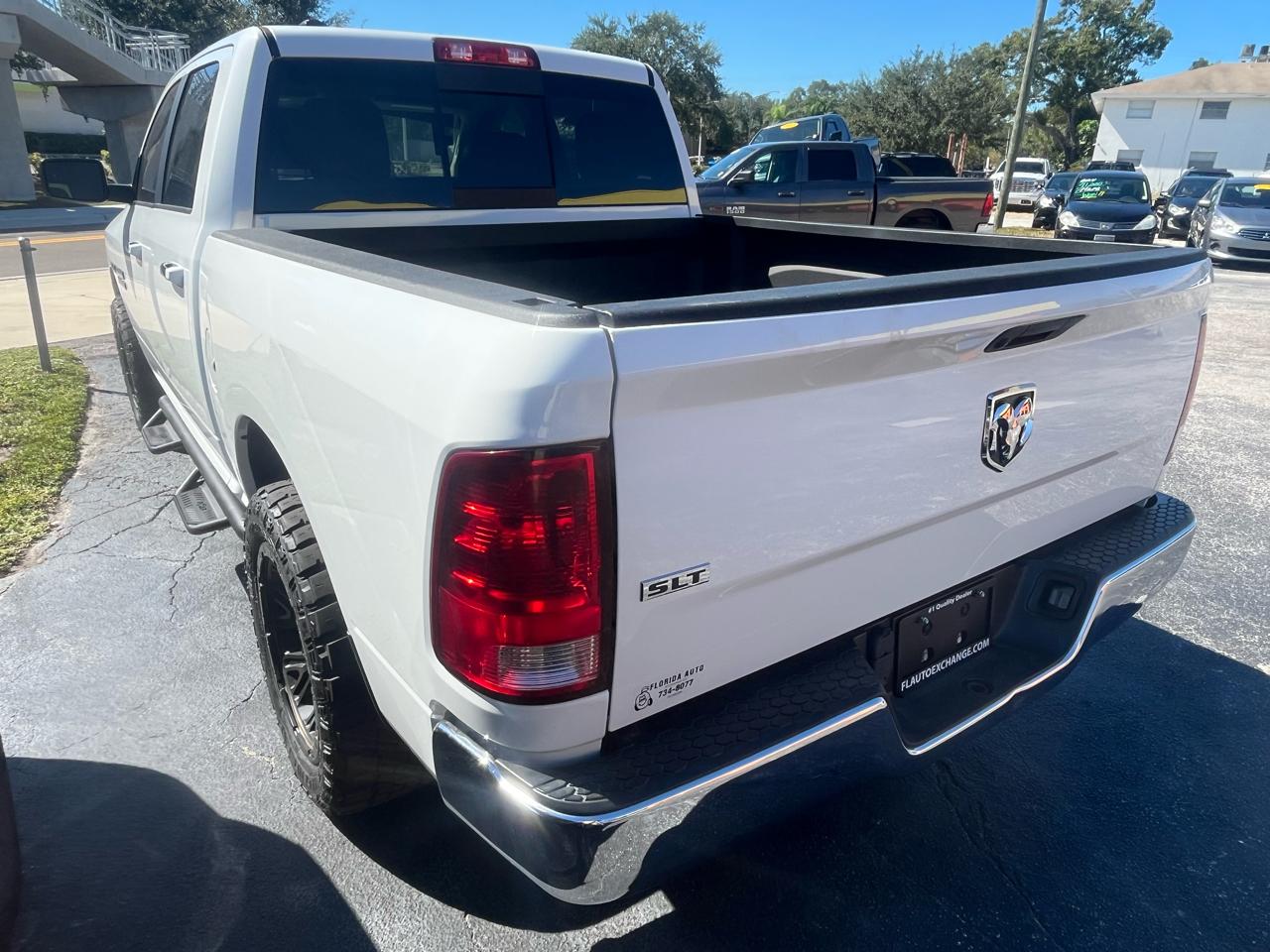 Ram 1500Slt 4X2 Crew Cab Diesel - Thumbnail 10