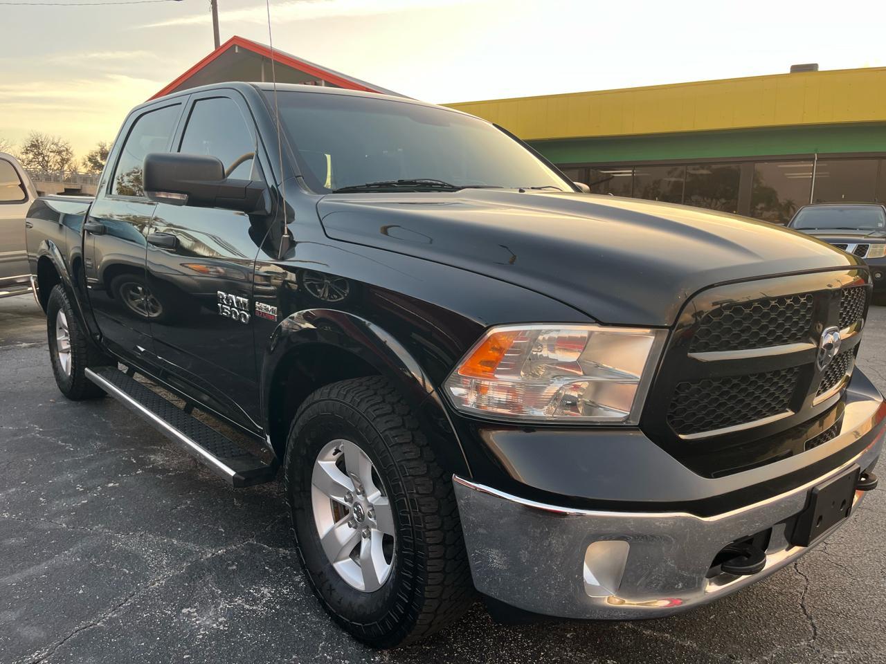 Ram 15004Wd Crew Cab 140.5" Outdo - Thumbnail 3