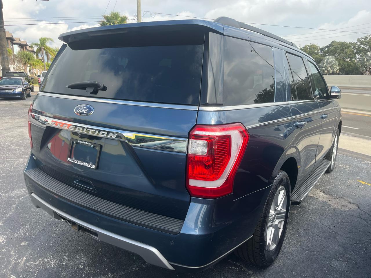 Ford Expeditionxlt 4X2 - Thumbnail 9