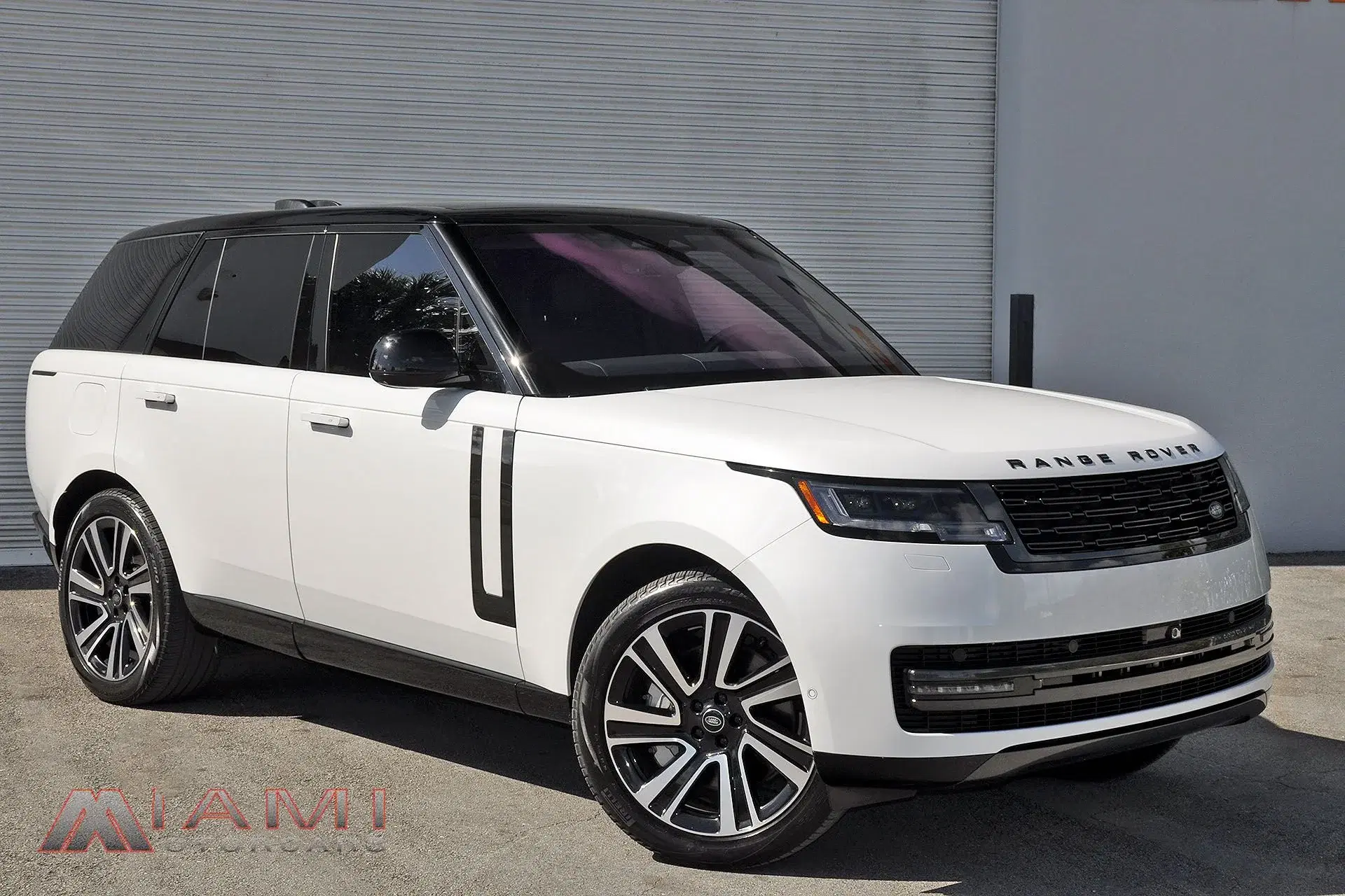 Land Rover Range Rover - Thumbnail 13