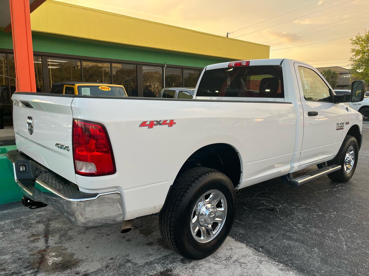Ram 25004Wd Reg Cab 140.5" Trades - Thumbnail 9