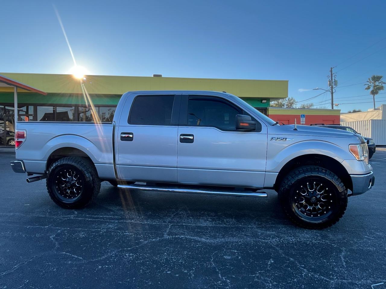 Ford F-1502Wd Supercrew 145" Xlt - Thumbnail 9