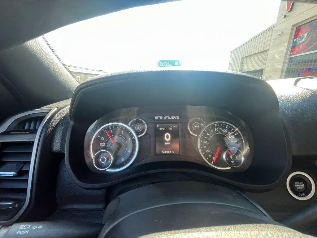 Ram 3500 Crew Cab - Thumbnail 17